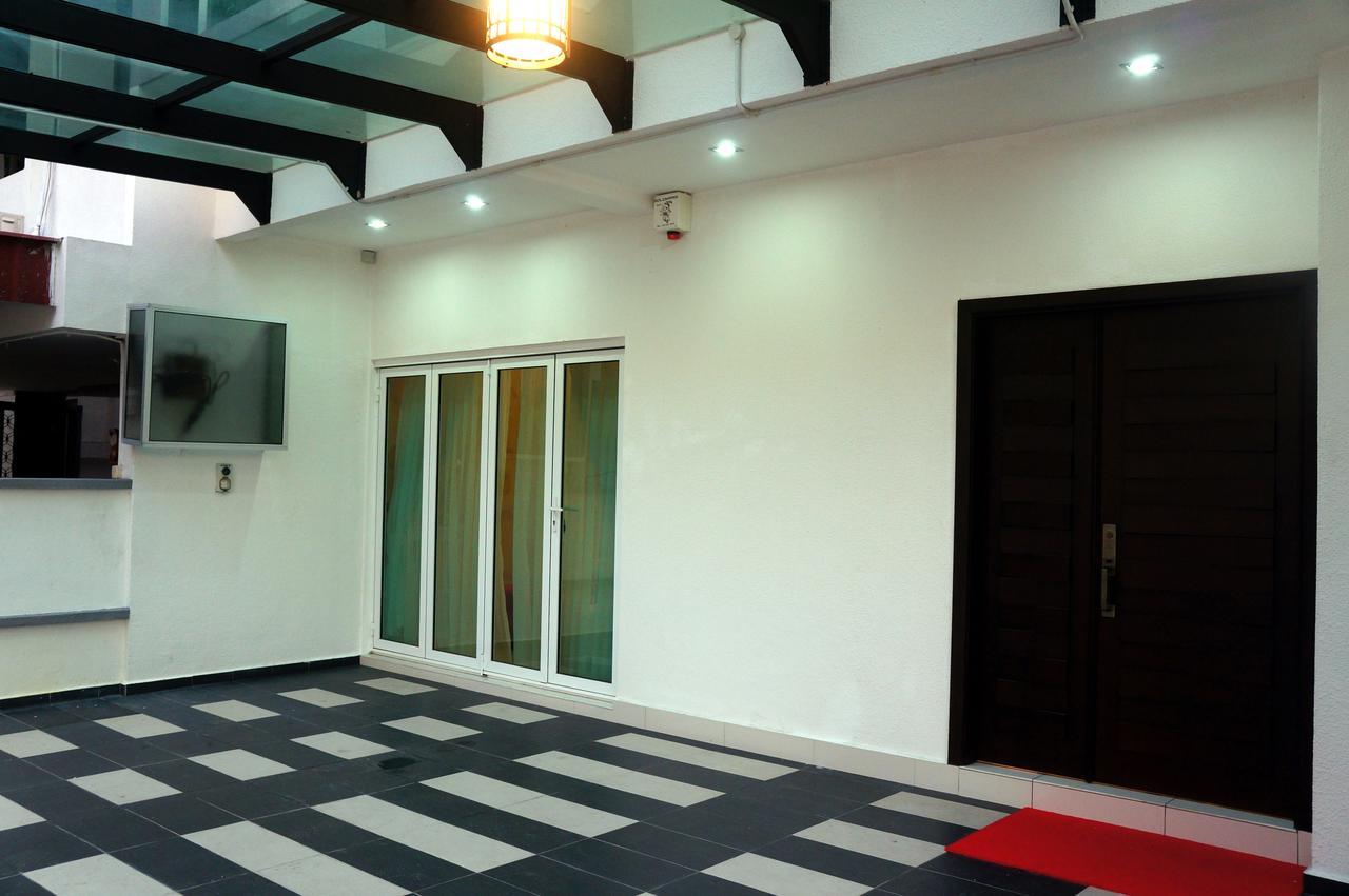 Gurney Luxe Inn George Town Exterior foto